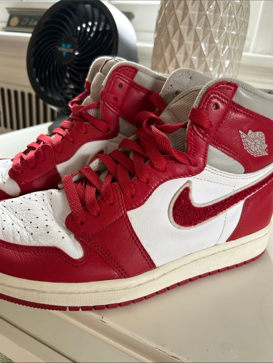 Nike Shoes - Air Jordan 1 Retro High OG - Red & White